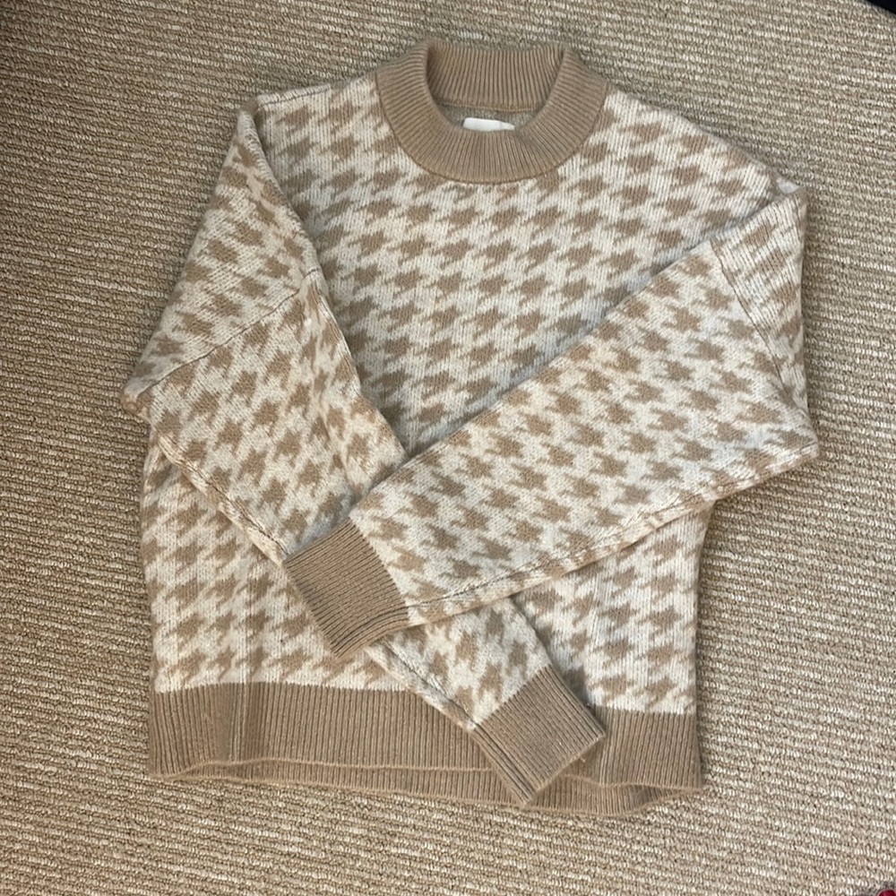 Abercrombie and Fitch sweater